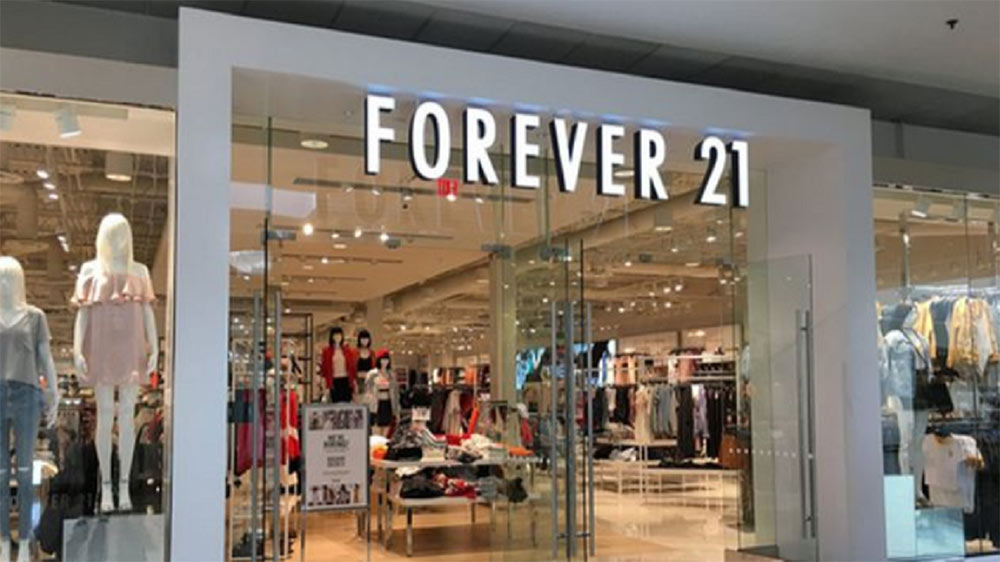 Forever 21 fecha lojas a 'conta-gotas', e 6 unidades ainda estão em  funcionamento